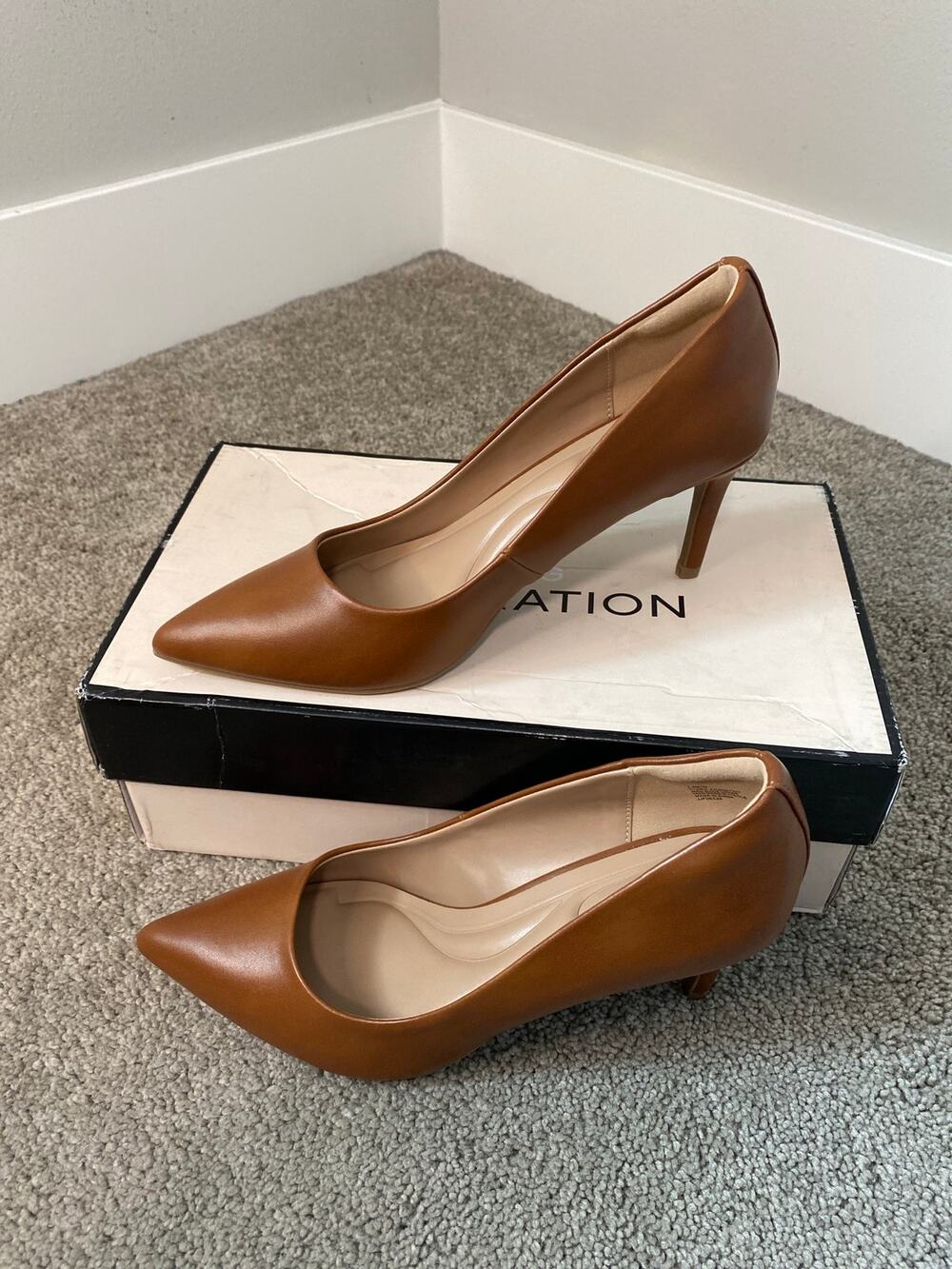 New BCBG Generation Cognac High Heel Pumps Size 7.5